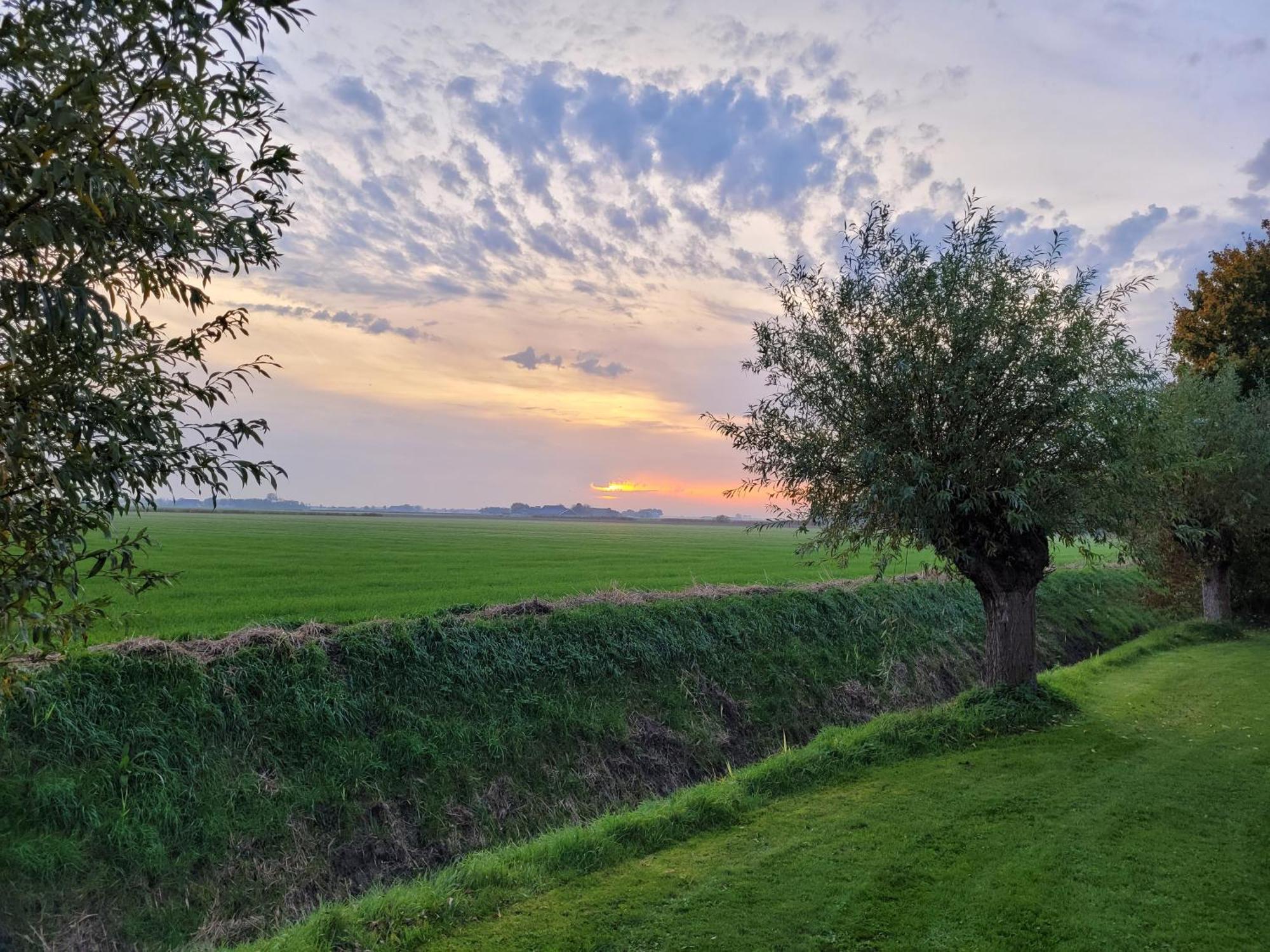 Chalet De Horizon, Slapen In Hutten Kloosterburen